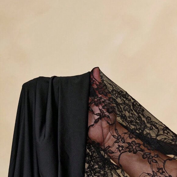 Black Elegant Women's Lace Bodycon Turtleneck Dress - Picture 8 of 8